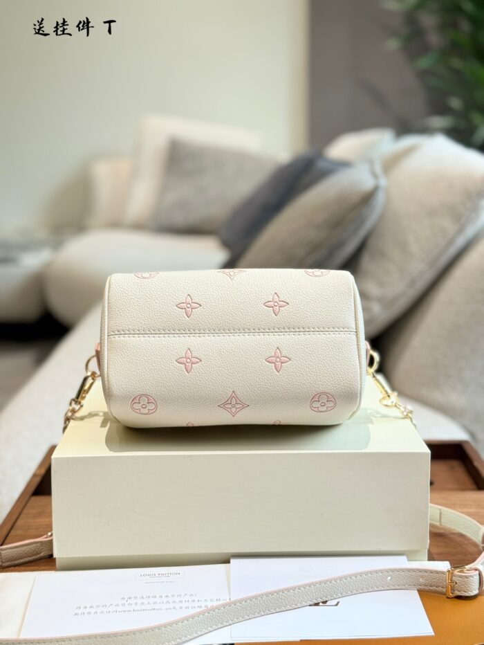 Louis Vuitton May New Release: Light Cream Strawberry Speedy 20 Handbag/Shoulder Bag/Crossbody Bag - Limited Edition - Image 5