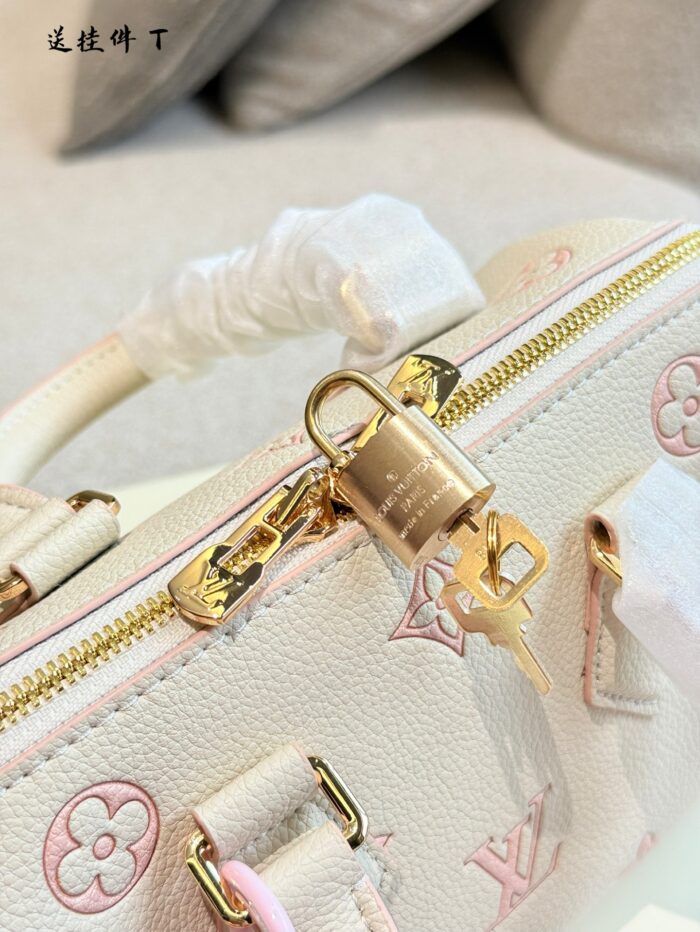 Louis Vuitton May New Release: Light Cream Strawberry Speedy 20 Handbag/Shoulder Bag/Crossbody Bag - Limited Edition - Image 6