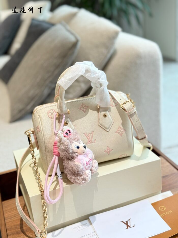 Louis Vuitton May New Release: Light Cream Strawberry Speedy 20 Handbag/Shoulder Bag/Crossbody Bag - Limited Edition - Image 8