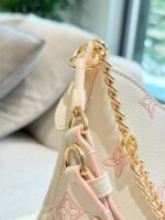 Louis Vuitton May New Release: Creamy Strawberry Croissant Bag Creamy White With Strawberry Sauce Multiple Carrying Styles For Youthful Charm - Image 8