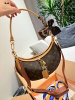 Louis Vuitton Looping New Size Dual Shoulder Straps Bag Attachment Double Box Packaging - Image 2