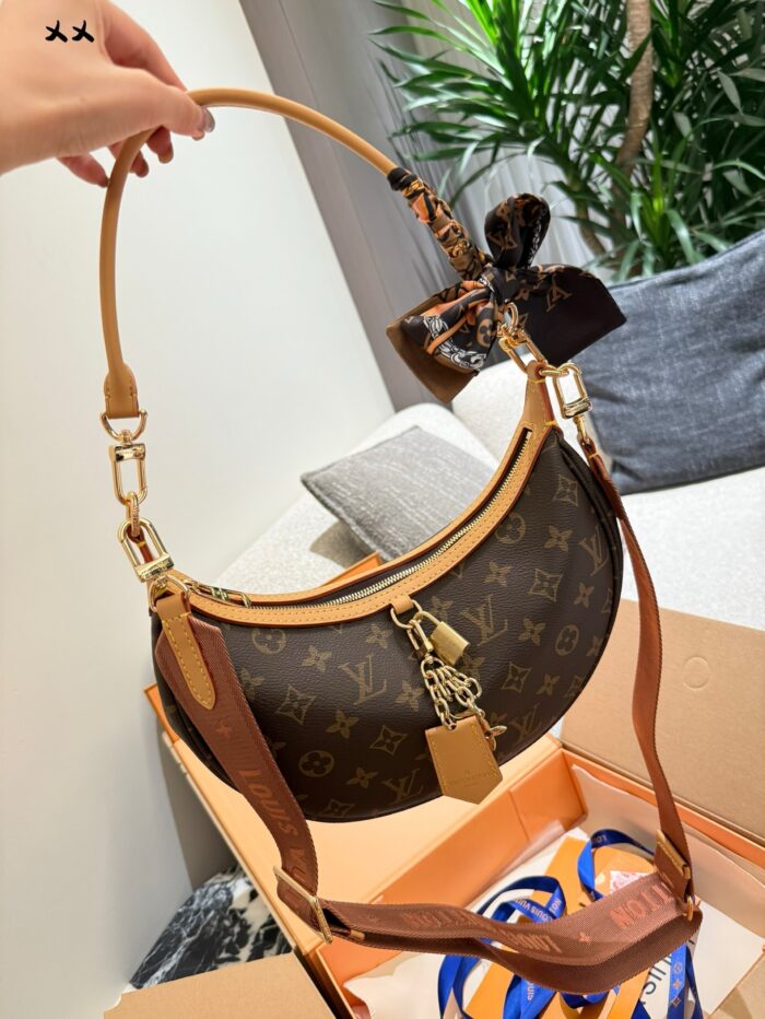 Louis Vuitton Looping New Size Dual Shoulder Straps Bag Attachment Double Box Packaging - Image 2