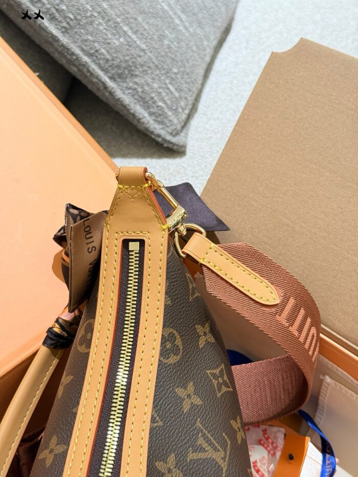 Louis Vuitton Looping New Size Dual Shoulder Straps Bag Attachment Double Box Packaging - Image 3