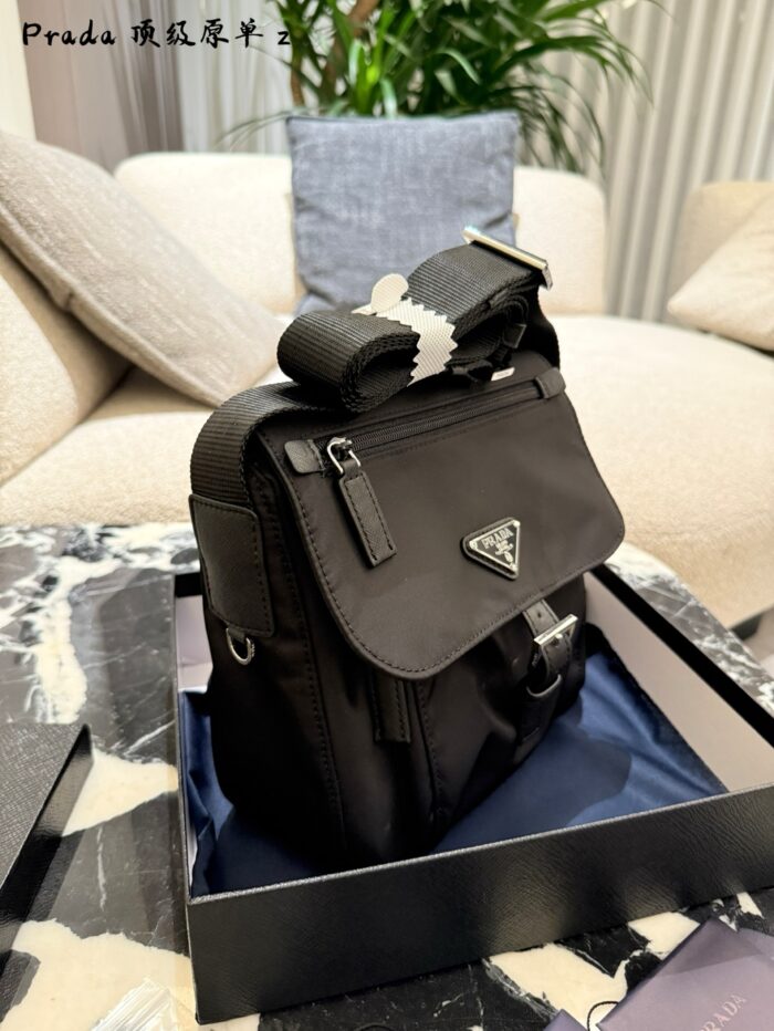Prada Black Parachute Messenger Bag Essential For Autumn/Winter Outings Comfortable To Carry - Image 4