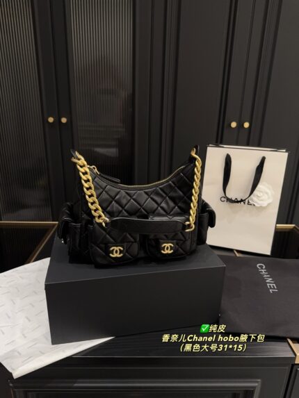 Chanel Hobo Underarm Bag Lambskin With Four Pockets Retro Chic