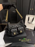 Chanel Hobo Underarm Bag Lambskin With Four Pockets Retro Chic - Image 2