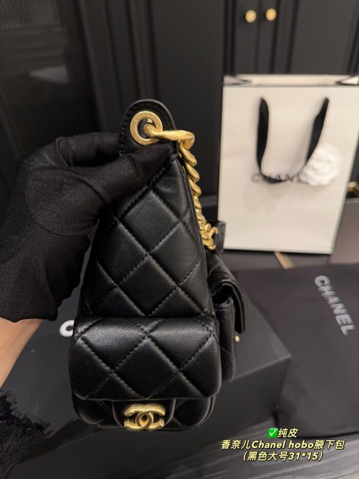 Chanel Hobo Underarm Bag Lambskin With Four Pockets Retro Chic - Image 6