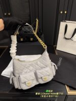 Chanel Hobo Underarm Bag Lambskin With Four Pockets Retro Chic - Image 15