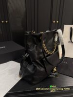 Chanel Shopping Bag Tote Black & Gold Quilted Leather Chunky Chain Straps Genuine Leather Vintage Design Generous Capacity - Image 6