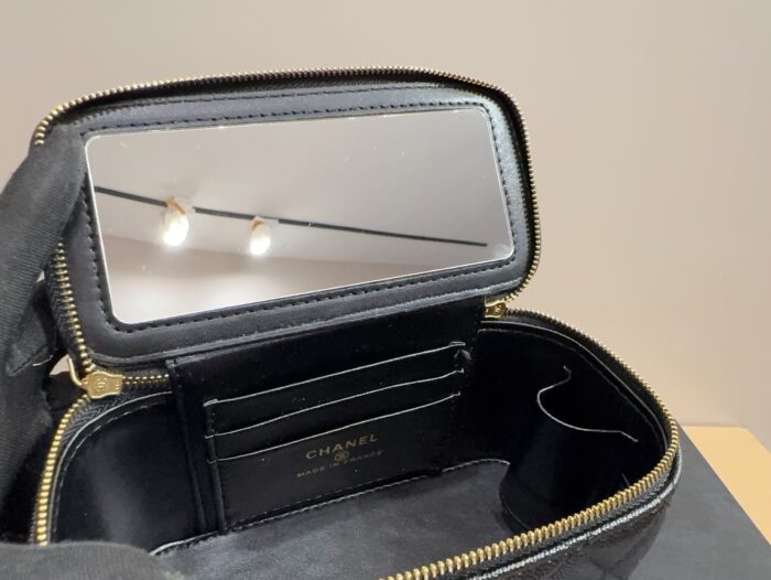 Chanel Box-Shaped Makeup Pouch With Plump Handles And Mirror - Exquisitely Crafted - Image 9
