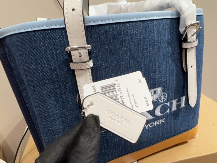 Coach Tote Bag Deep Blue With Orange Accents Luxurious And Elegant Versatile For Multiple Occasions - Image 9