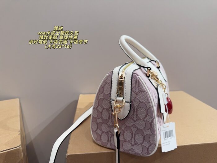 Coach Boston Pillow Bag Exquisite And Elegant Seasonally Versatile - Image 4