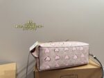 Coach City Tote Bag Minimalist, Versatile And Practical For Daily Use - Image 4