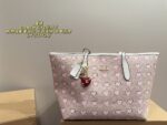 Coach City Tote Bag With Coin Purse Practical And Versatile Stylish For Everyday Outings