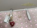 Coach City Tote Bag With Coin Purse Practical And Versatile Stylish For Everyday Outings - Image 5