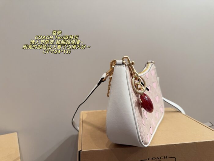 Coach Teri Mahjong Bag Valentine'S Limited Edition Sweet Romantic Heart Print Bag - Image 4