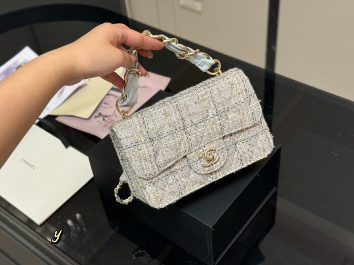 Chanel Cf Mini Chunky Chain Bag In Tweed Grey With Dual Straps (Handheld/Crossbody) - Image 2
