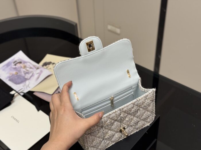 Chanel Cf Mini Chunky Chain Bag In Tweed Grey With Dual Straps (Handheld/Crossbody) - Image 4