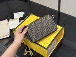 Fendi Baguette Shoulder/Crossbody Bag Effortlessly Street Style - Image 7