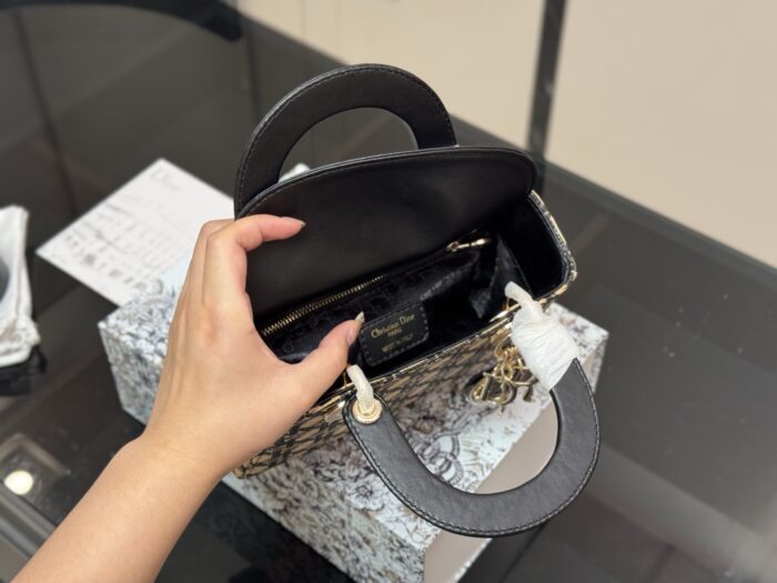 Dior Lady Dior Series Classic Monogram Handbag - Premium Quality - Image 4