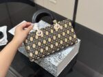 Dior Lady Horizontal Diana Bag 2025 New Style Dual Straps Complete With Box - Image 8