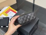 Chanel Hobo Bag Lightweight Yet Spacious Exquisitely Crafted And Practical Effortlessly Versatile - Image 8