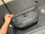 Arc'Teryx Nylon Waist Bag/Chest Pack Comfortable And Refined Effortlessly Chic For The Daily Commute - Image 5