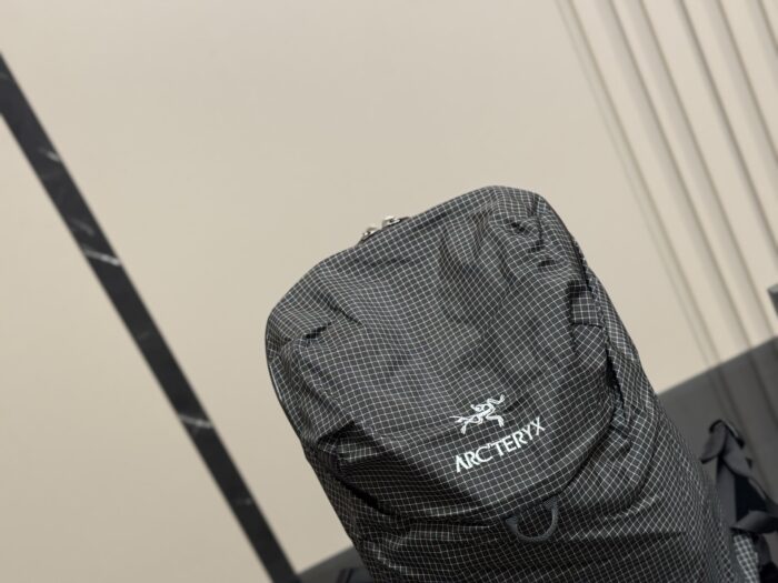 Arc'Teryx Mantis26 Backpack Lightweight, High-Capacity Perfect For Travel And Short Business Trips - Image 3