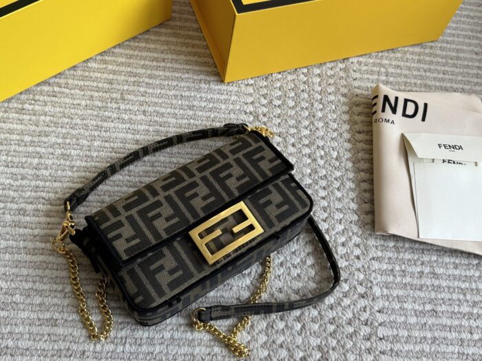 Fendi Baguette Shoulder/Crossbody Bag Effortlessly Street-Chic Compact And Adorable - Image 7