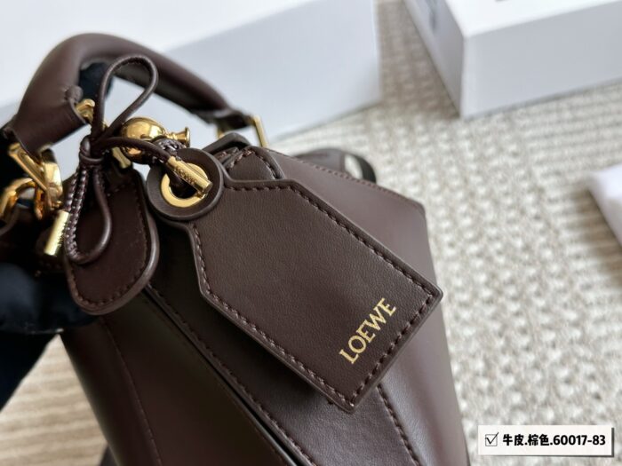 Loewe Puzzle Geometric Bag 2025 New Release Premium-Quality Cowhide Leather - Image 3