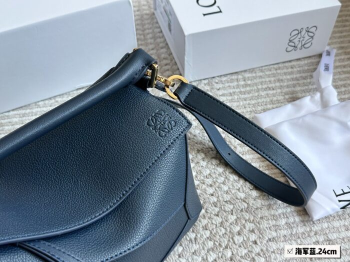Loewe Puzzle Edge Glacier Blue Calfskin Geometric Bag Luxurious Texture - Image 3