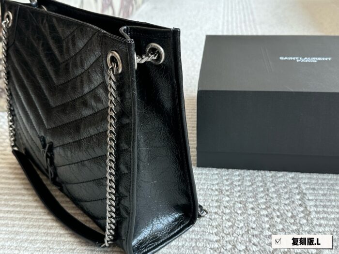 Yves Saint Laurent Niki Shopping Bag - Pure Black Logo, Magnetic Closure, Multi-Wear Commuter Bag - Image 3