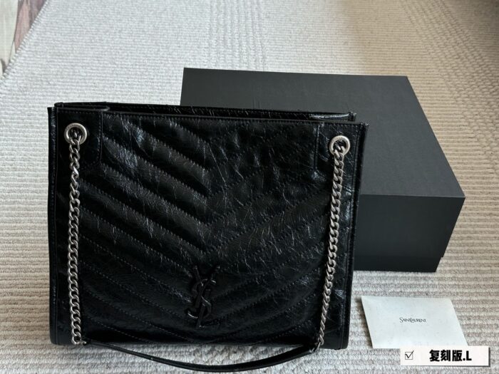 Yves Saint Laurent Niki Shopping Bag - Pure Black Logo, Magnetic Closure, Multi-Wear Commuter Bag - Image 10