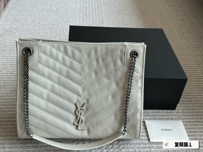 Yves Saint Laurent Niki Shopping Bag - Pure Black Logo, Magnetic Closure, Multi-Wear Commuter Bag - Image 11