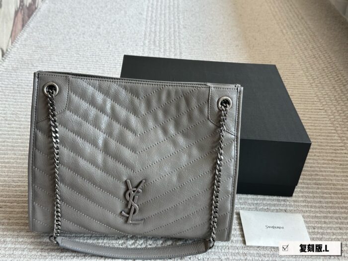 Yves Saint Laurent Niki Shopping Bag - Pure Black Logo, Magnetic Closure, Multi-Wear Commuter Bag - Image 12