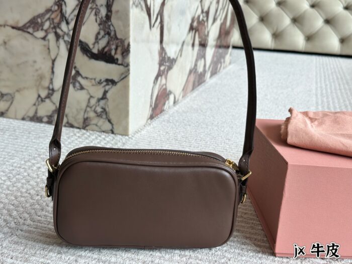Miu Miu Cowhide Bowling Bag Handbag - Image 7