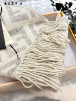 Fendi Soft-Coloured Cashmere Scarf: Plush, Elegant F-Letter Pattern Fringe Scarf - Image 2