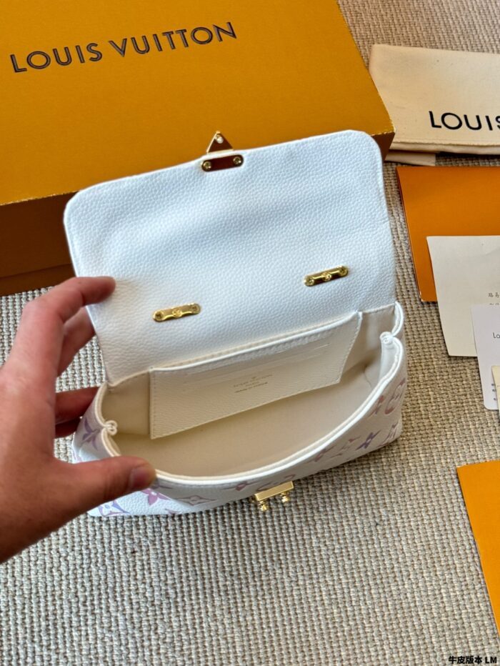 Louis Vuitton Madeleine Nano Treasure Bag Multi-Functional Chain Ample Capacity - Image 9