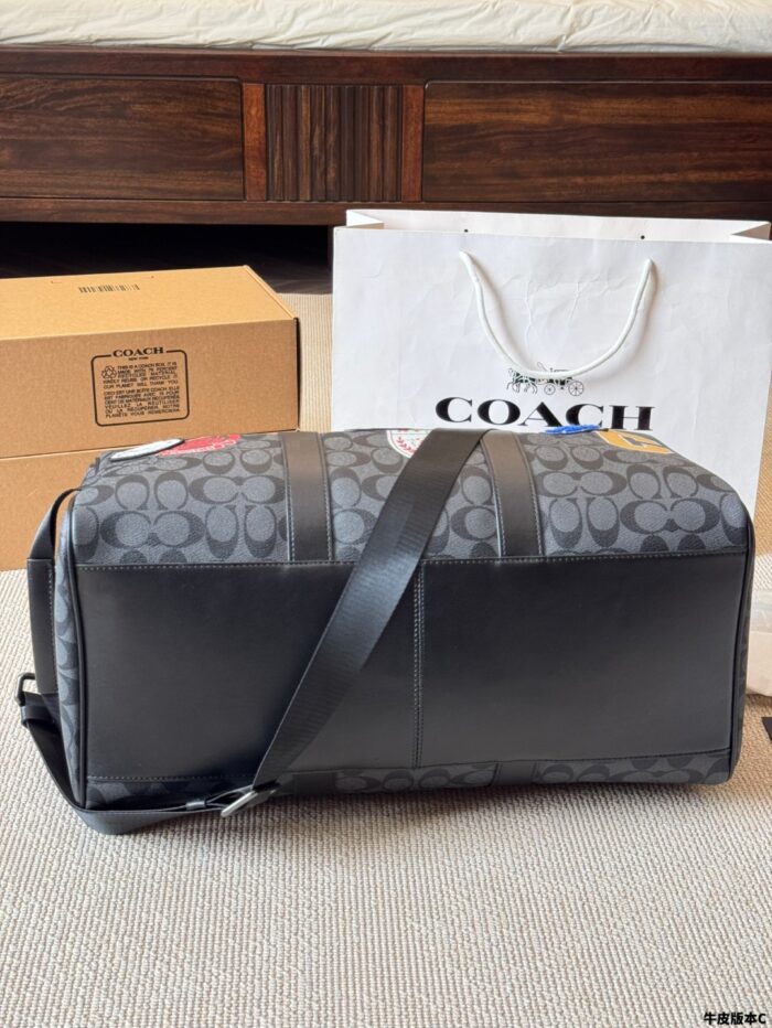 Coach Men'S Travel Bag - Signature C Monogram Pvc-Coated Canvas - Scratch-Resistant & Durable - Image 5