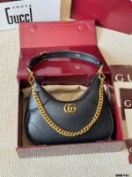 Gucci Aphrodite Replica Cowhide Crescent Underarm Bag Three-In-One Functionality Elegant, Durable And Practical - Image 4