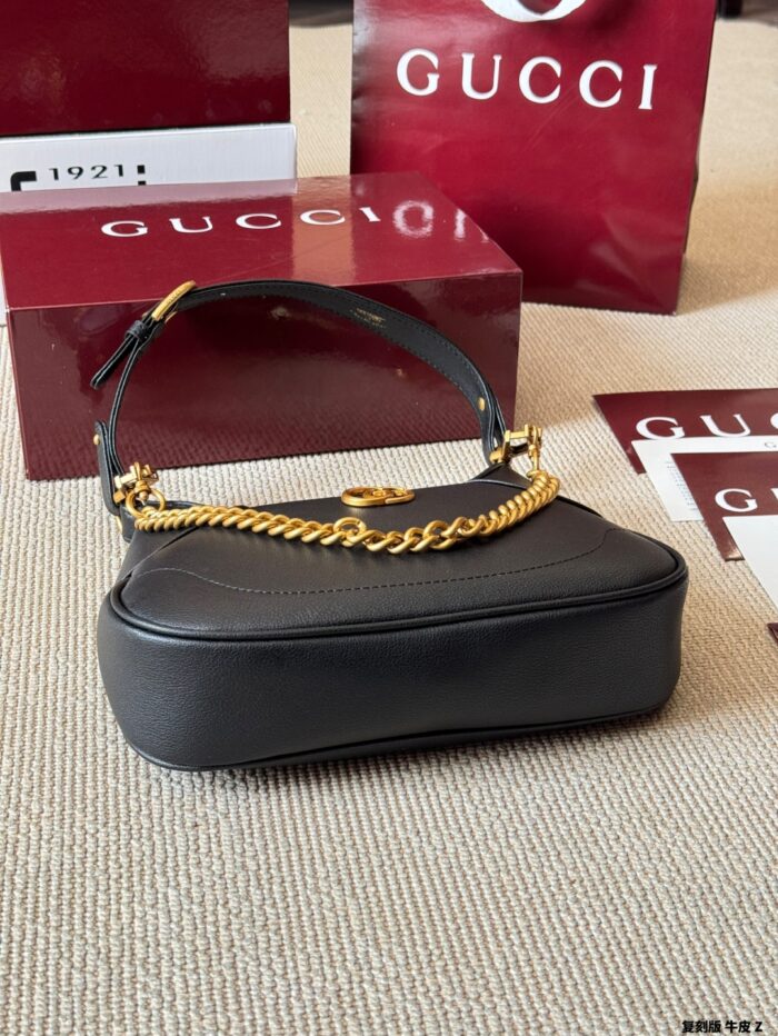 Gucci Aphrodite Replica Cowhide Crescent Underarm Bag Three-In-One Functionality Elegant, Durable And Practical - Image 8