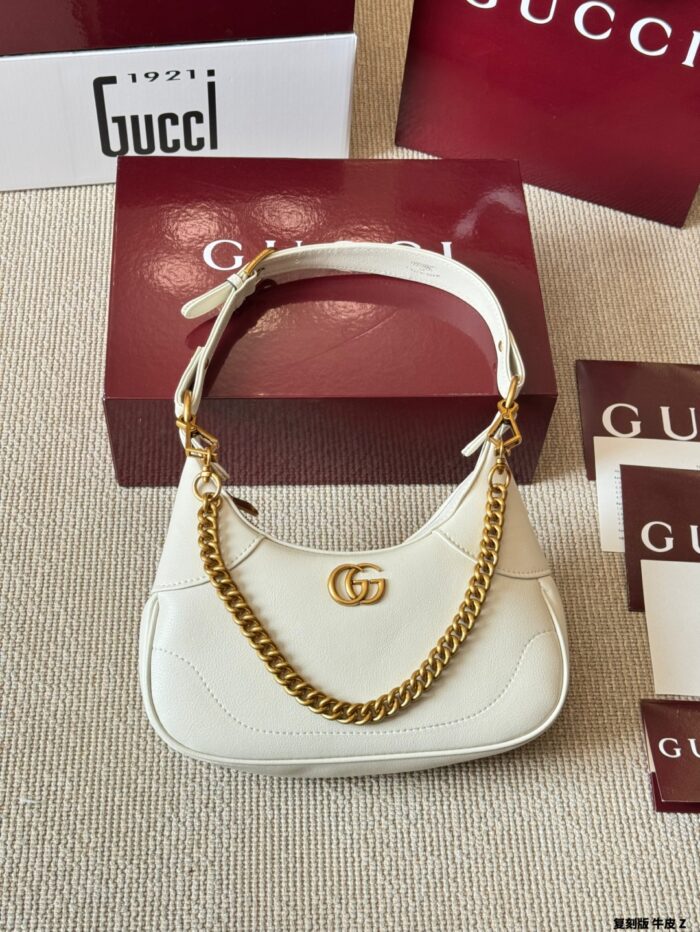 Gucci Aphrodite Replica Cowhide Crescent Underarm Bag Three-In-One Functionality Elegant, Durable And Practical - Image 11
