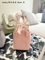 Hermes Lindy 26 3Q Cherry Blossom Pink Deer Skin Handbag - Princess-Style Effortless Charm - Image 6