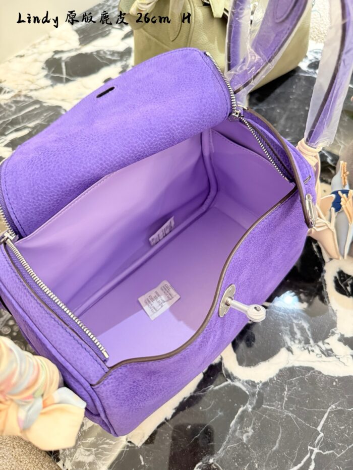 Hermes Lindy 26 3Q Cherry Blossom Pink Deer Skin Handbag - Princess-Style Effortless Charm - Image 13