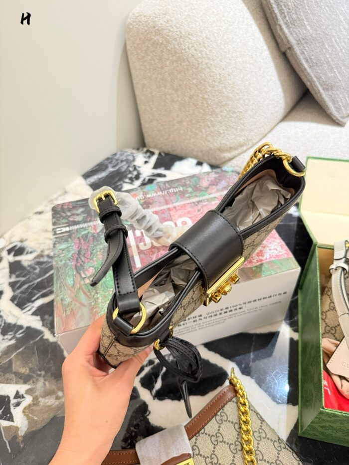Gucci Padlock Mini Shoulder Bag Gg Supreme Canvas Padlock Clasp Adjustable Leather Chain Strap - Image 6