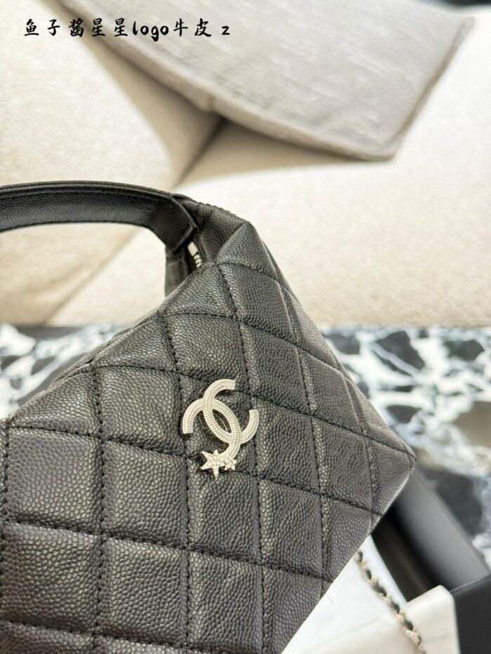 Chanel 25B Star Lunchbox Bag In Silver Buckle Caviar Calfskin - Image 5