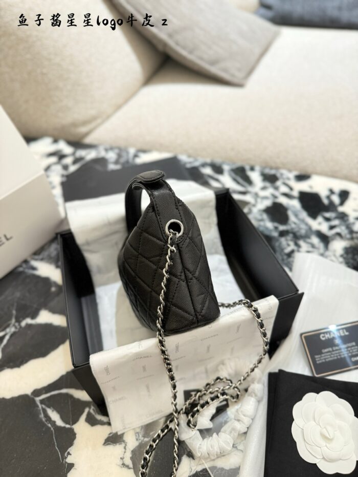 Chanel 25B Star Lunchbox Bag In Silver Buckle Caviar Calfskin - Image 6
