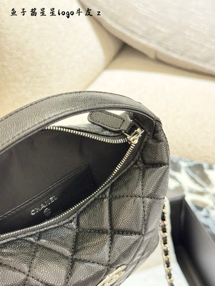 Chanel 25B Star Lunchbox Bag In Silver Buckle Caviar Calfskin - Image 9