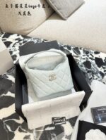 Chanel 25B Star Lunchbox Bag In Silver Buckle Caviar Calfskin - Image 15
