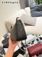 Chanel 25B Star Mahjong Bag In Black And Silver With Lychee Grain Leather - Image 4